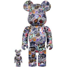 400% & 100% Bearbrick set with NBA logo pattern by Medicom Toy.